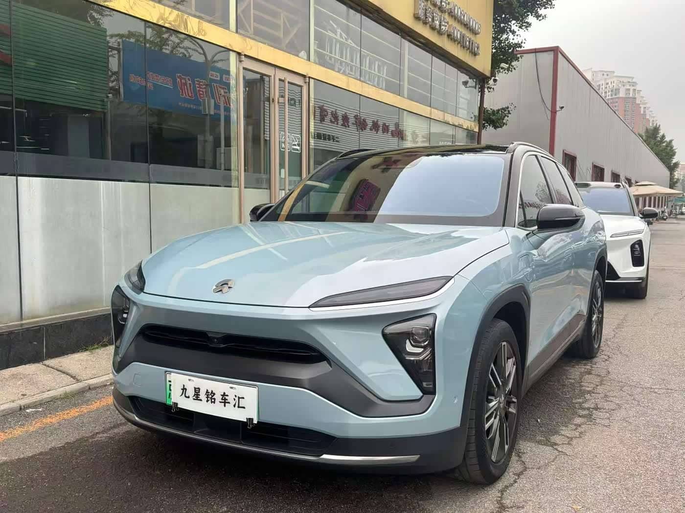 NIO ES6