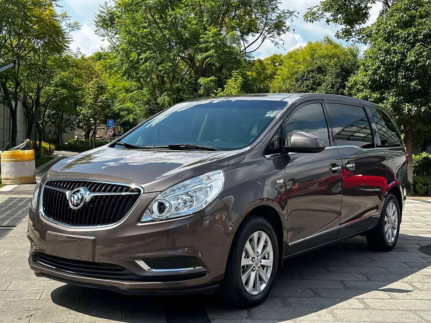 Buick GL8