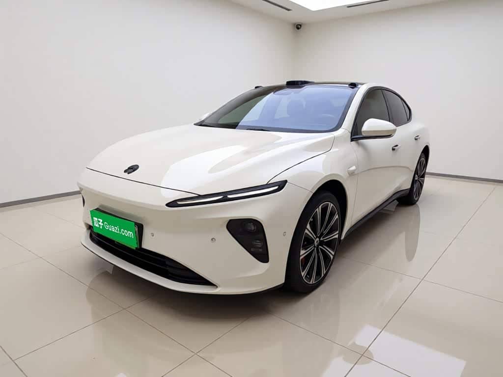 NIO ET7