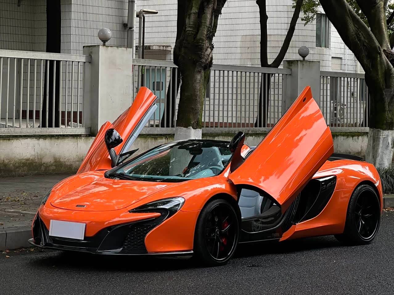 McLaren 12C