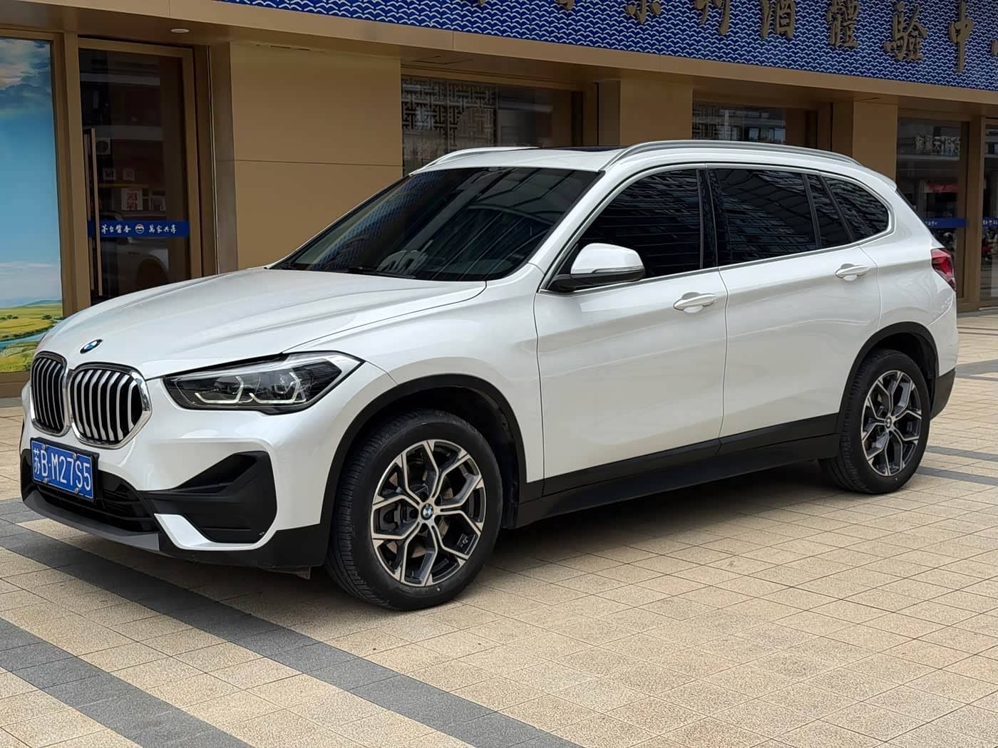 BMW X1