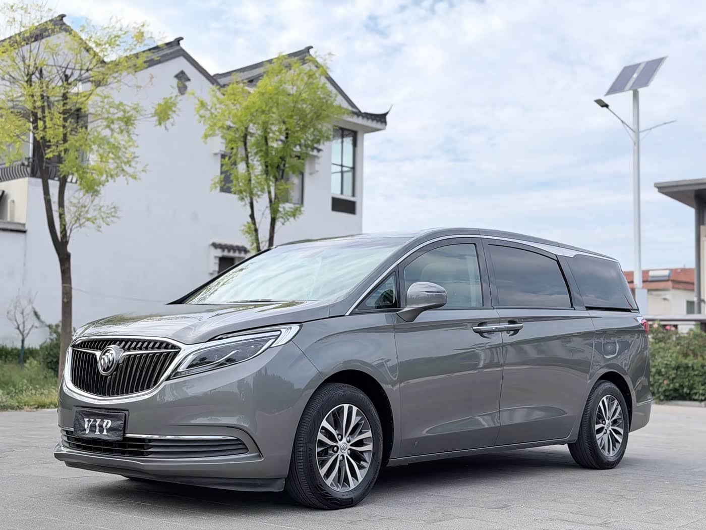 Buick GL8