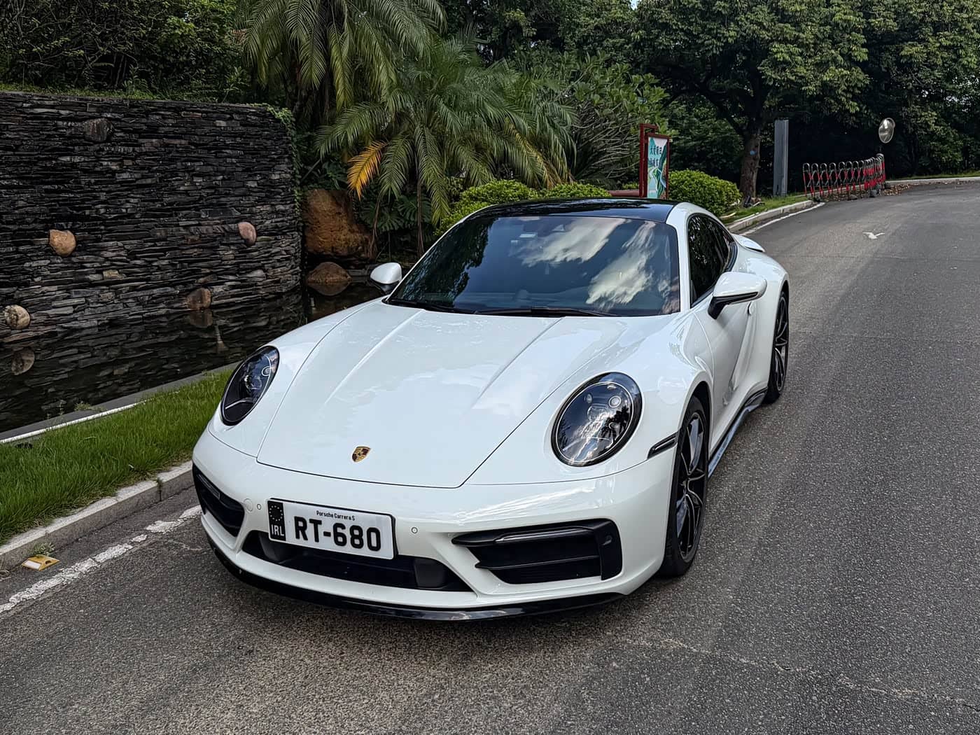 Porsche 911