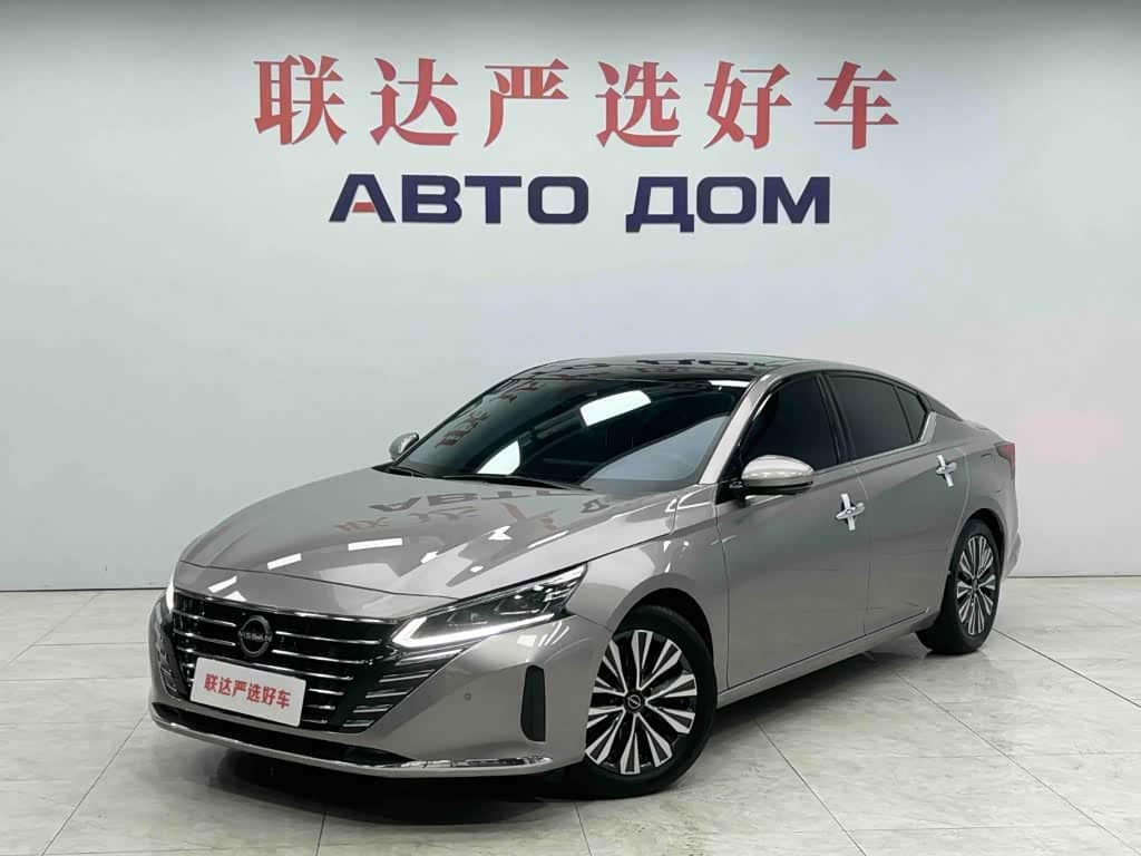Nissan Teana
