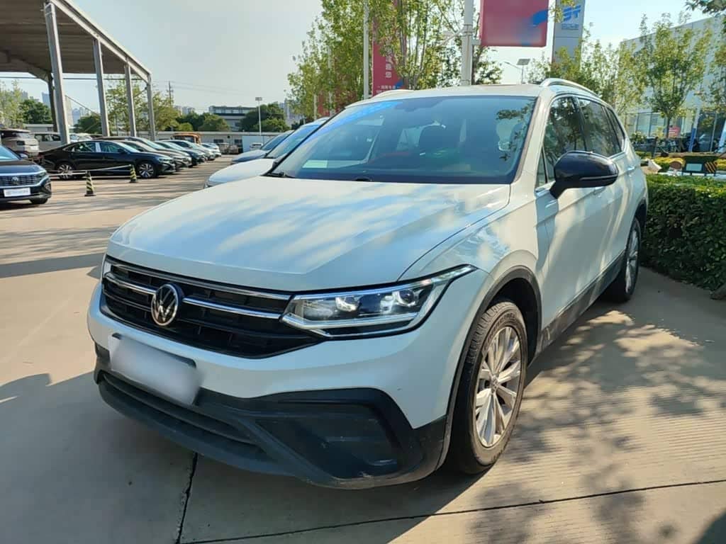 Volkswagen Tiguan L