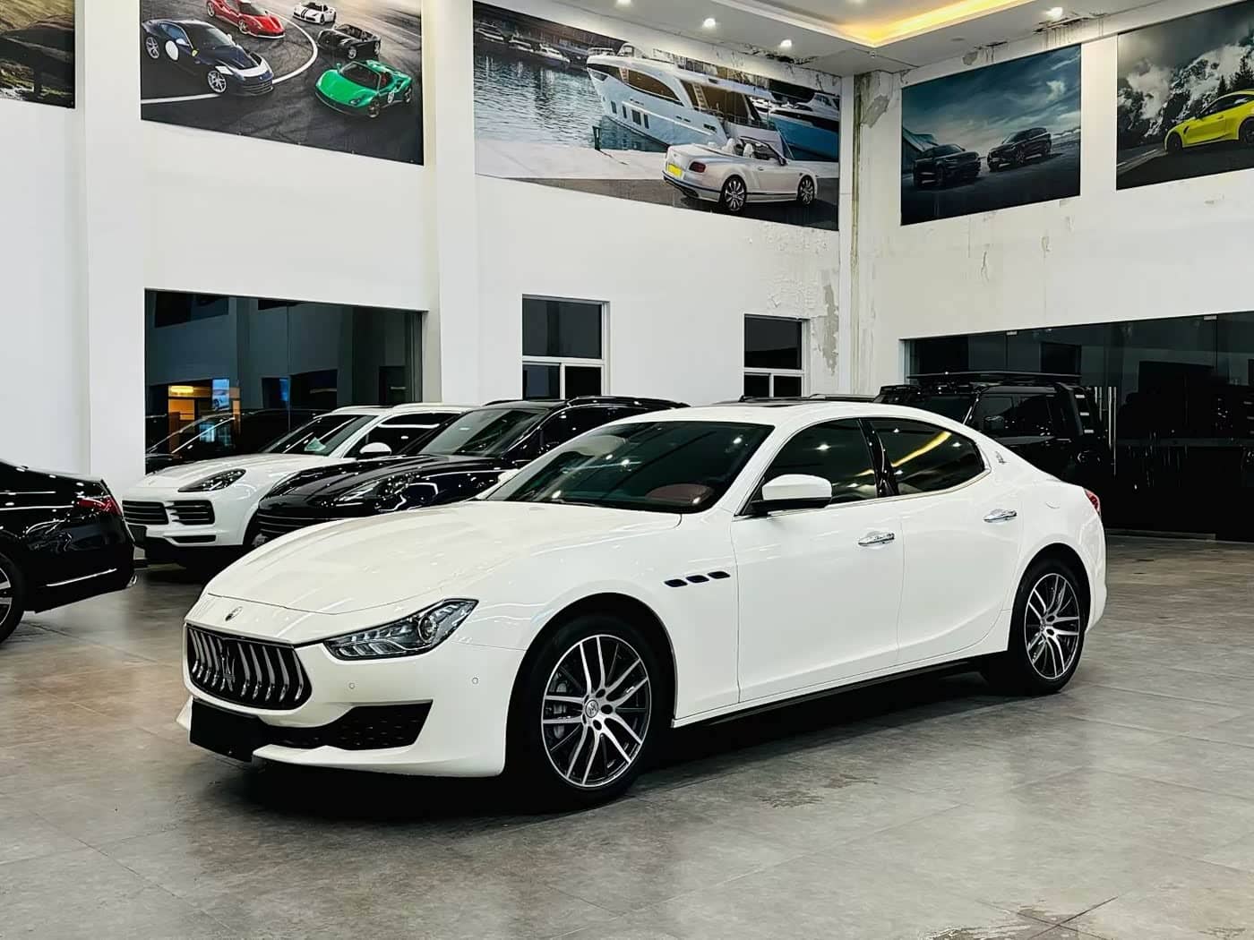 Maserati Ghibli
