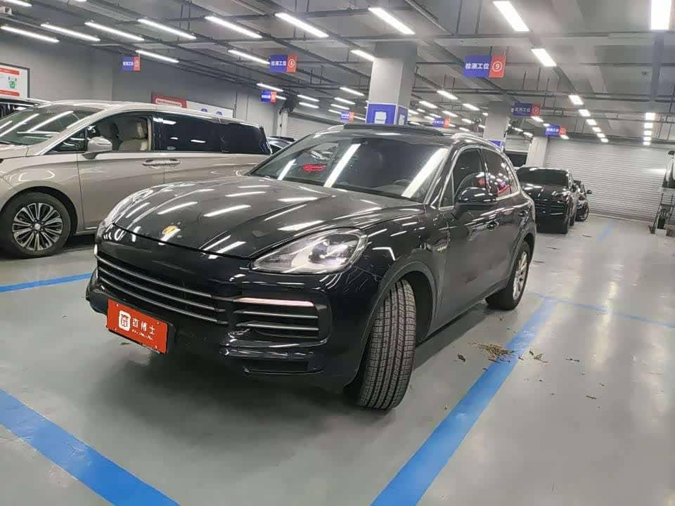 Porsche Cayenne New Energy