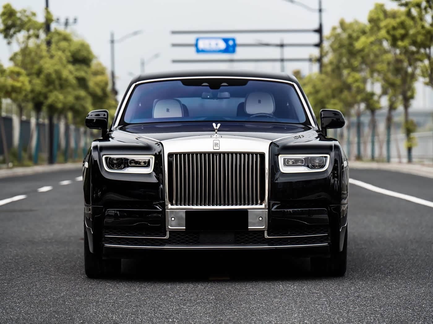 Rolls-Royce Phantom