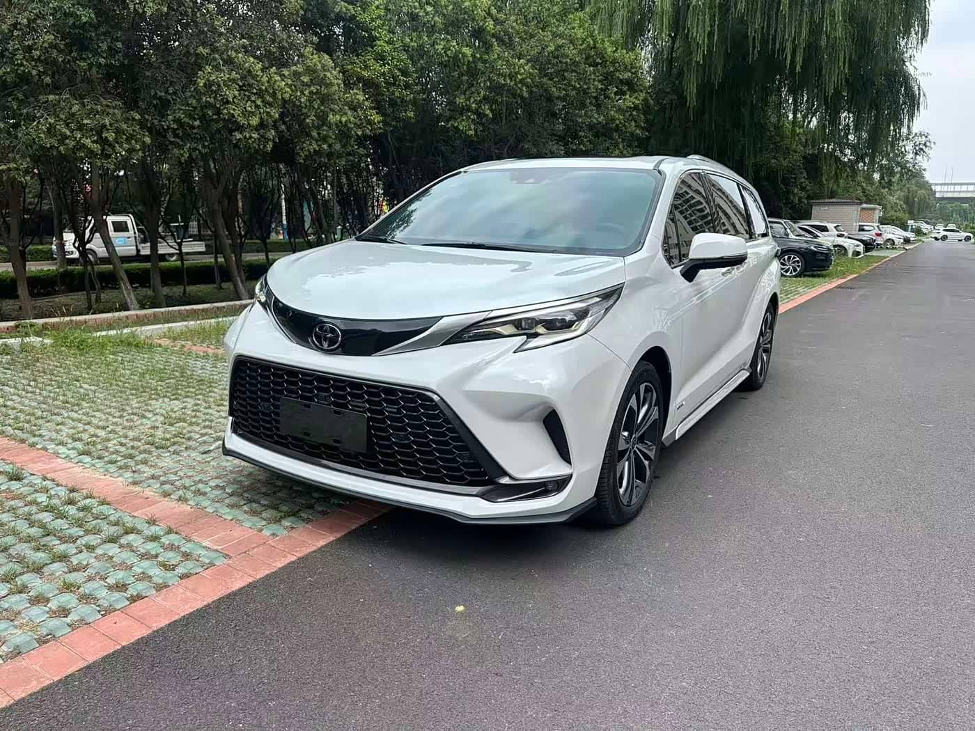 Toyota Granvia