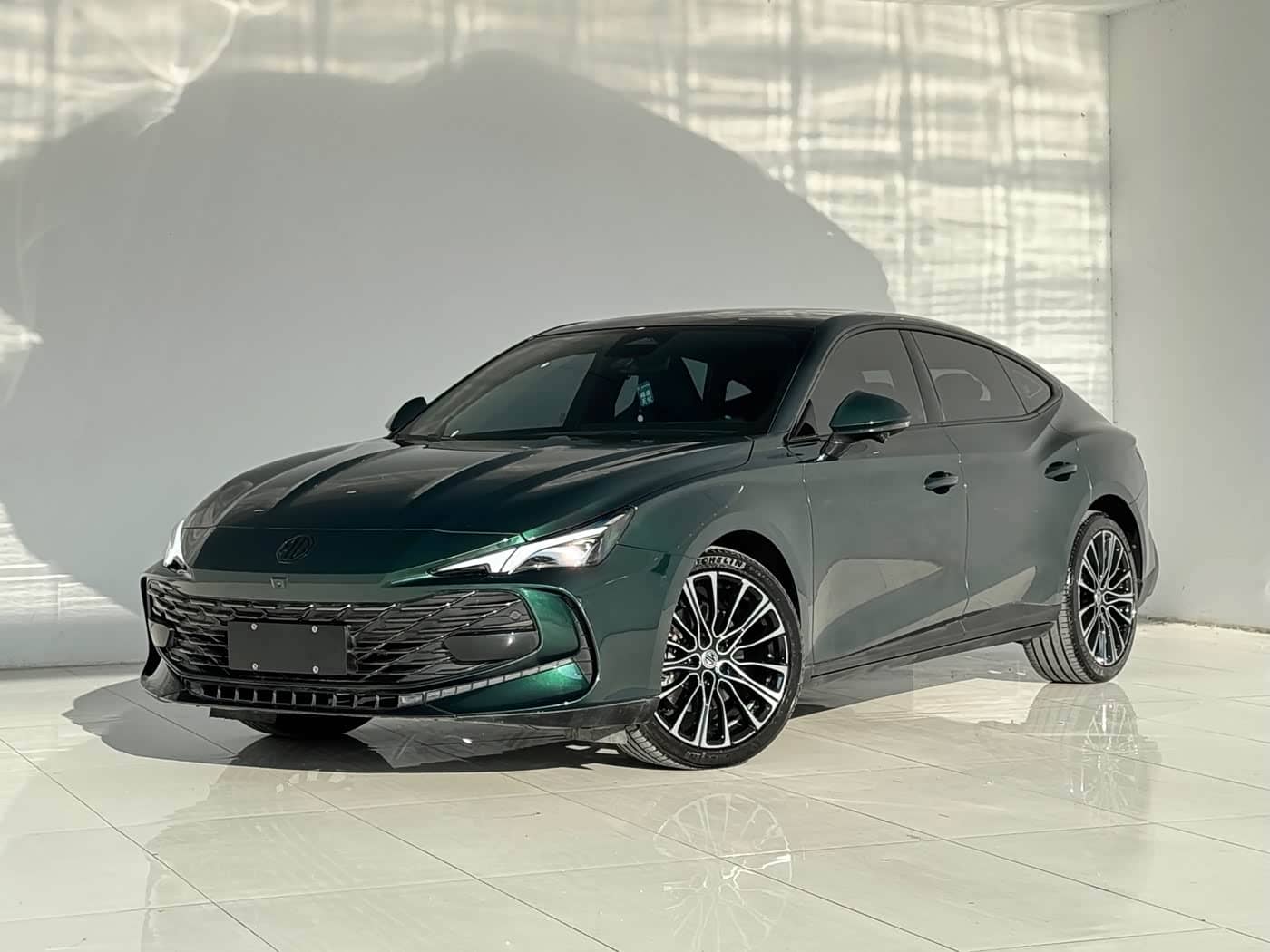 MG MG7