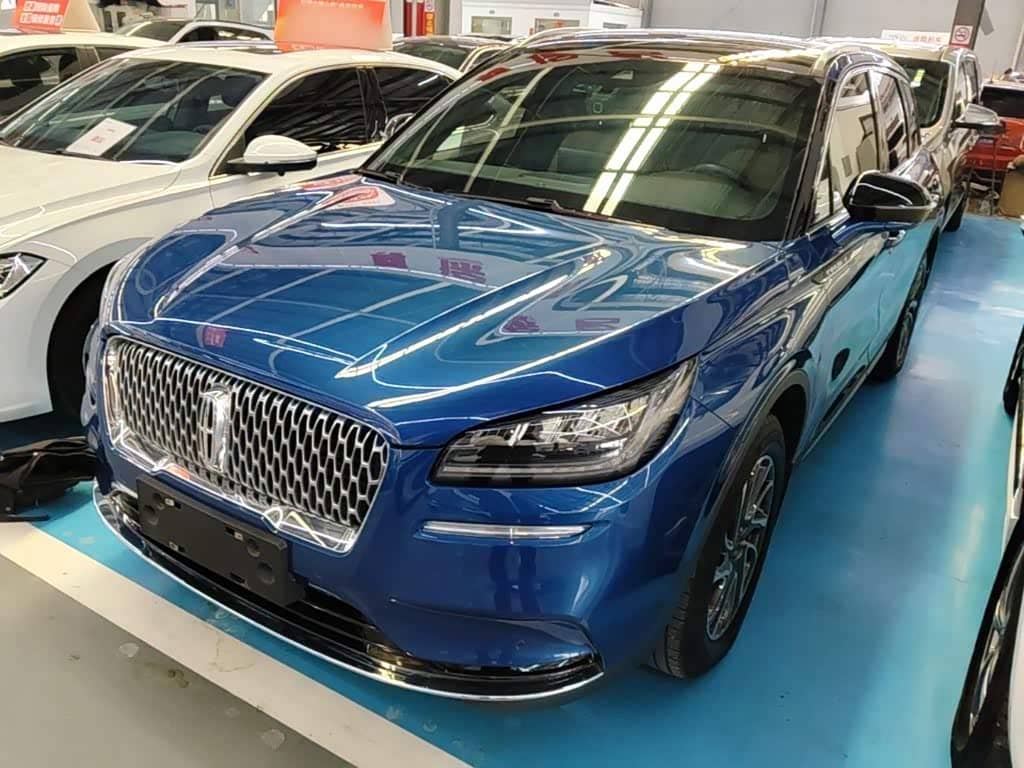 Lincoln Adventurer