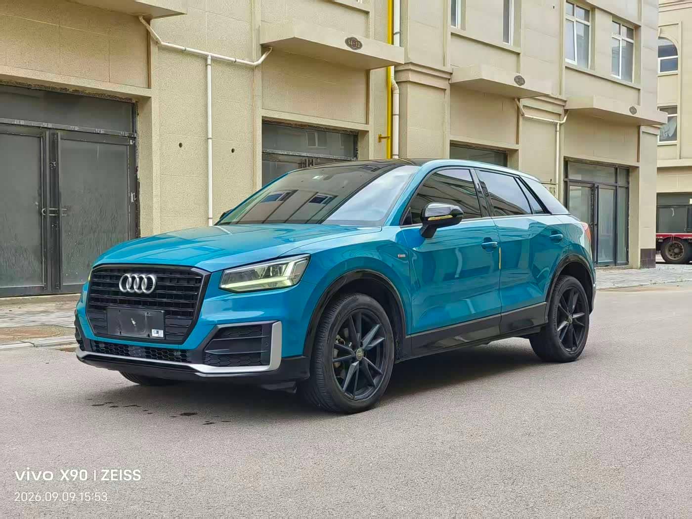 Audi Q2L