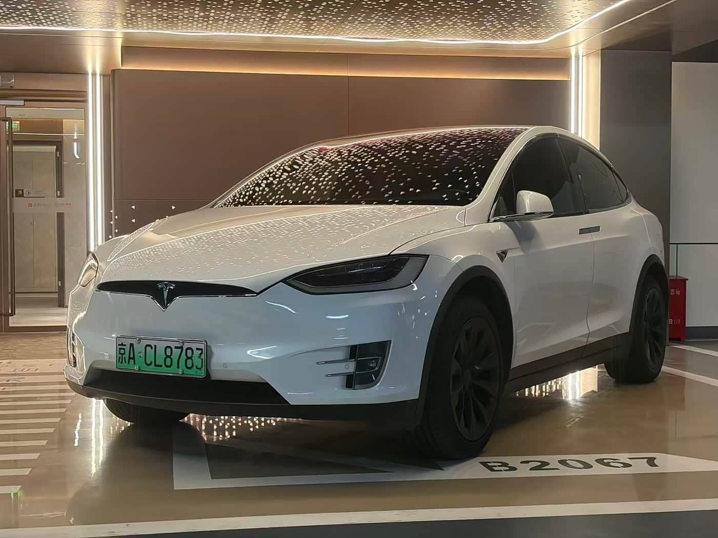 Tesla Model X