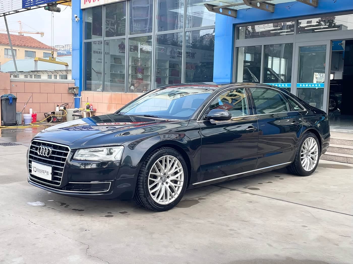 Audi A8