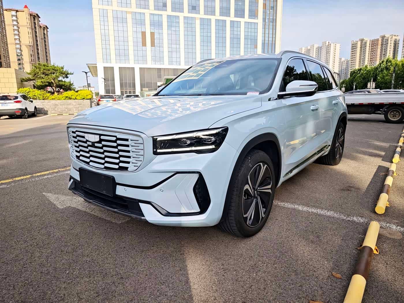 Geely Xingyue L