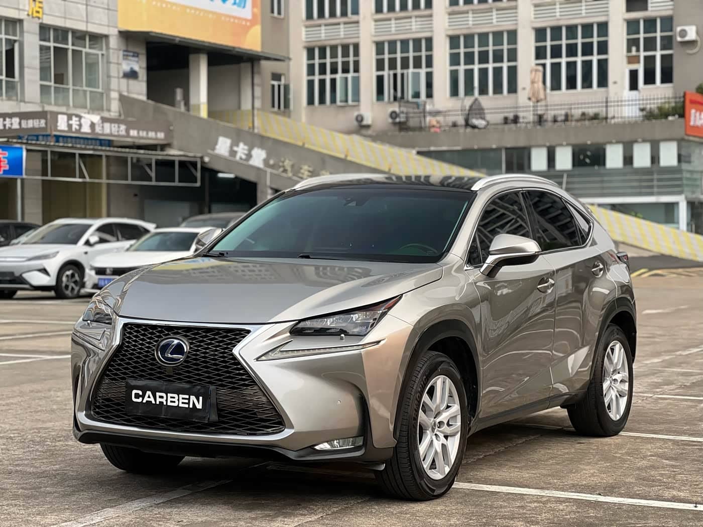 Lexus NX