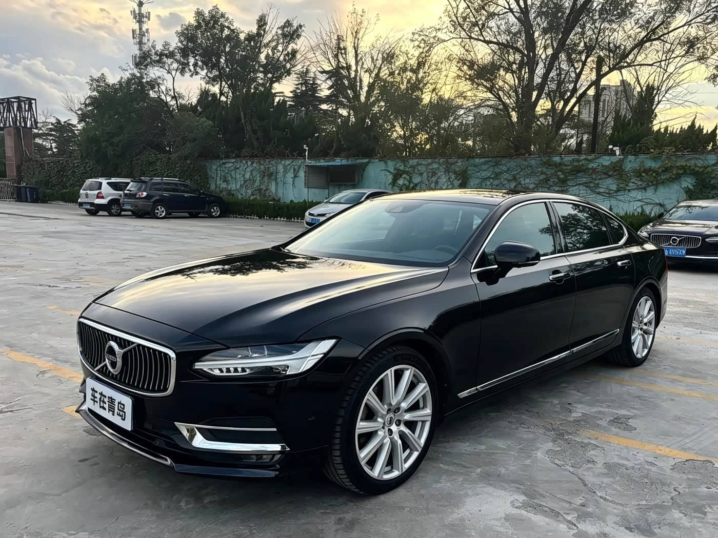 Volvo S90