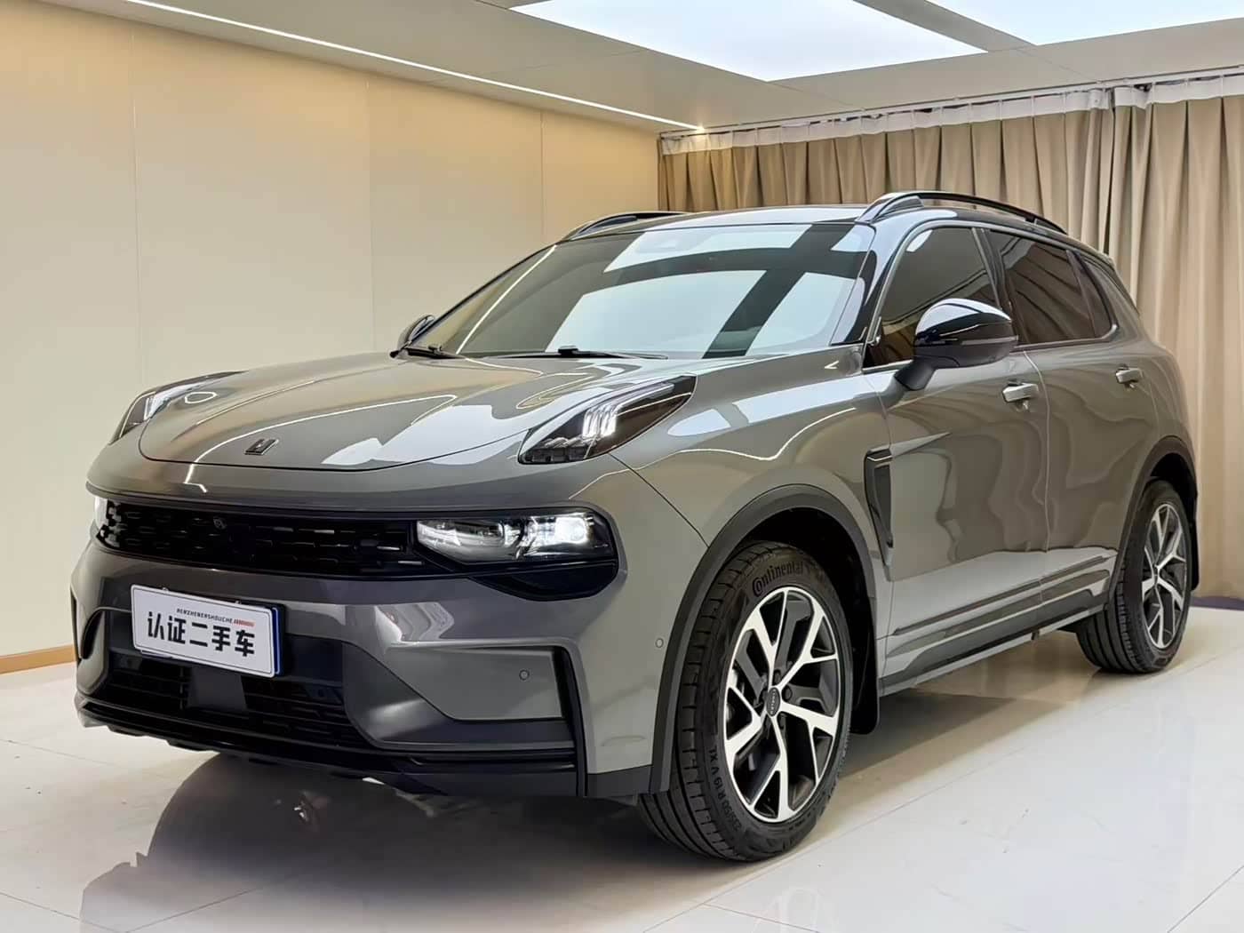Lynk & Co 01