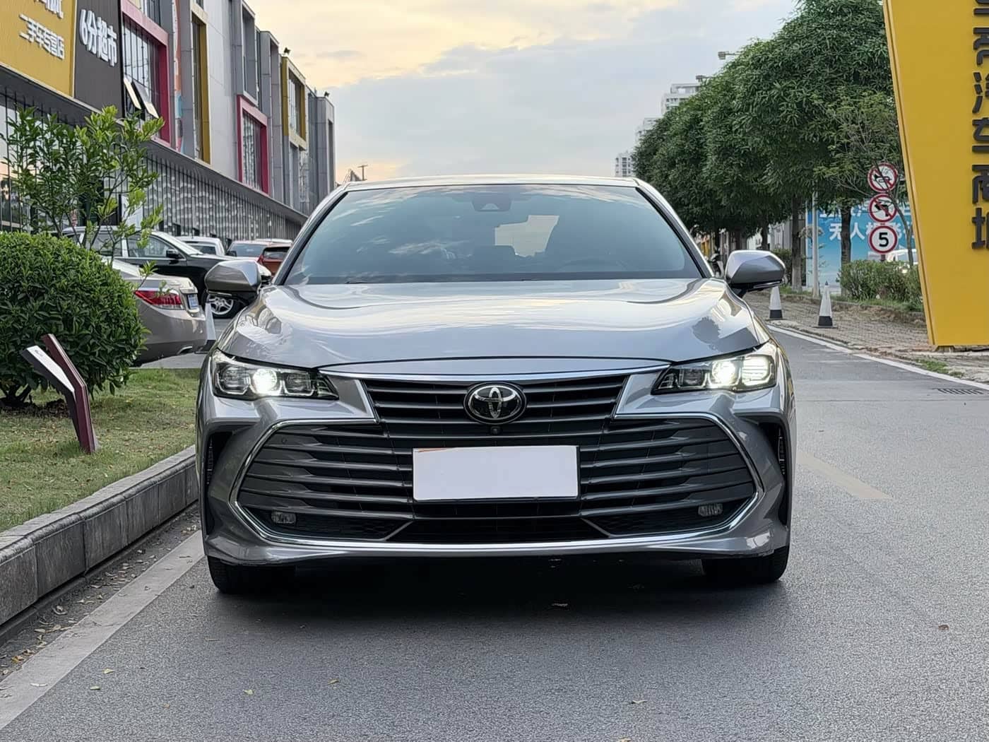 Toyota Avalon
