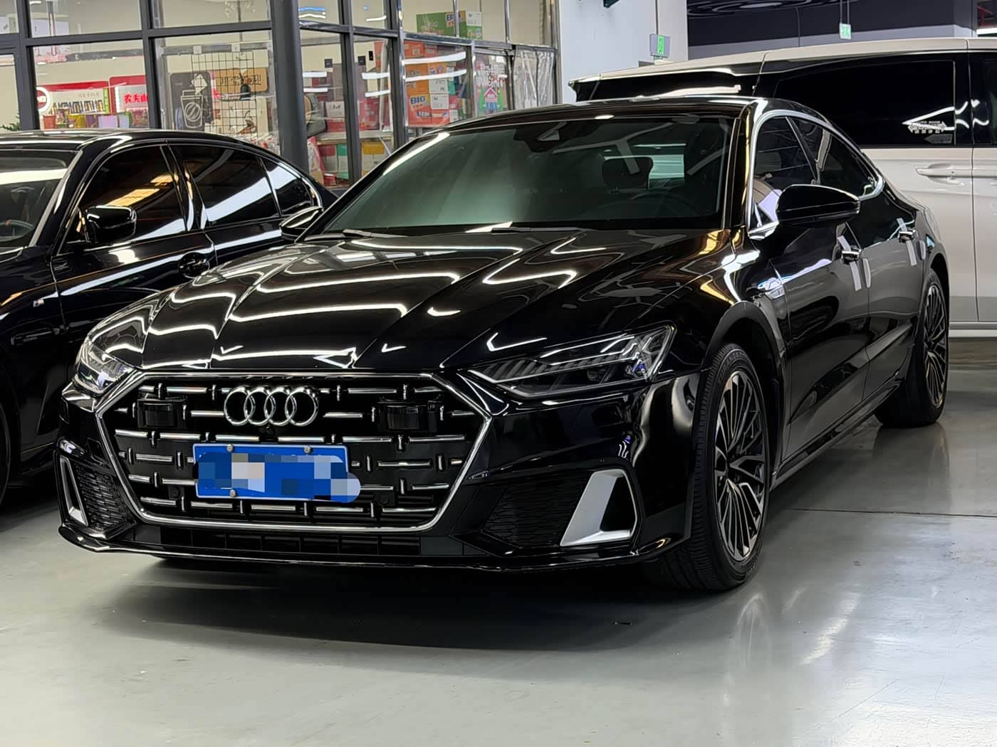 Audi A7L