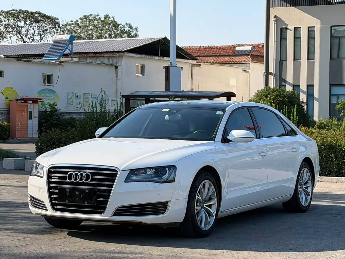 Audi A8