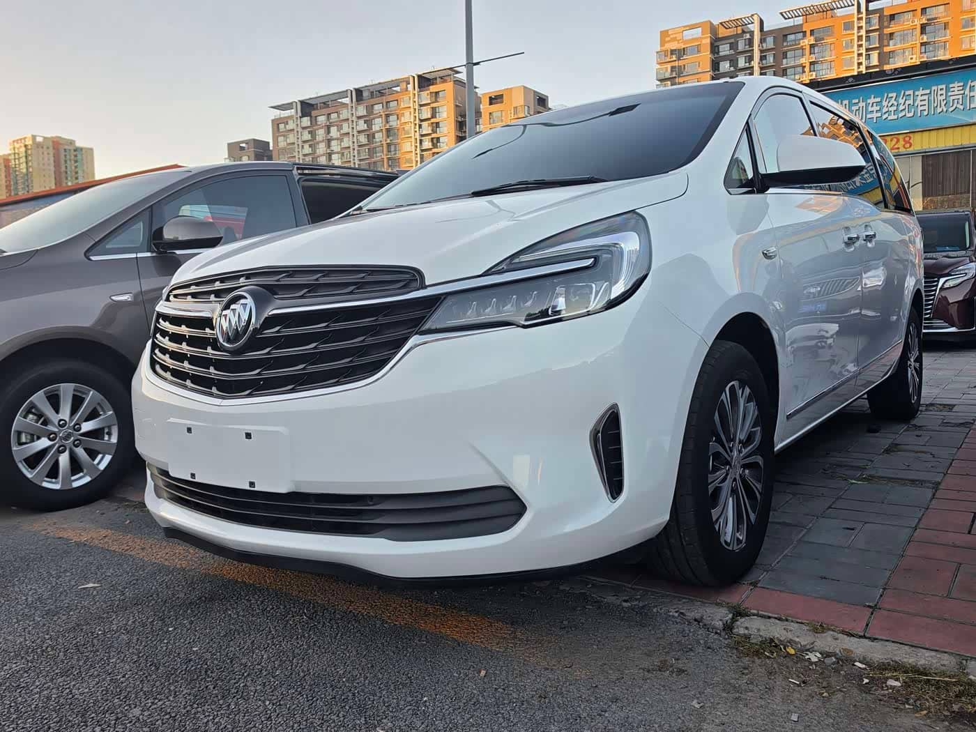 Buick GL8