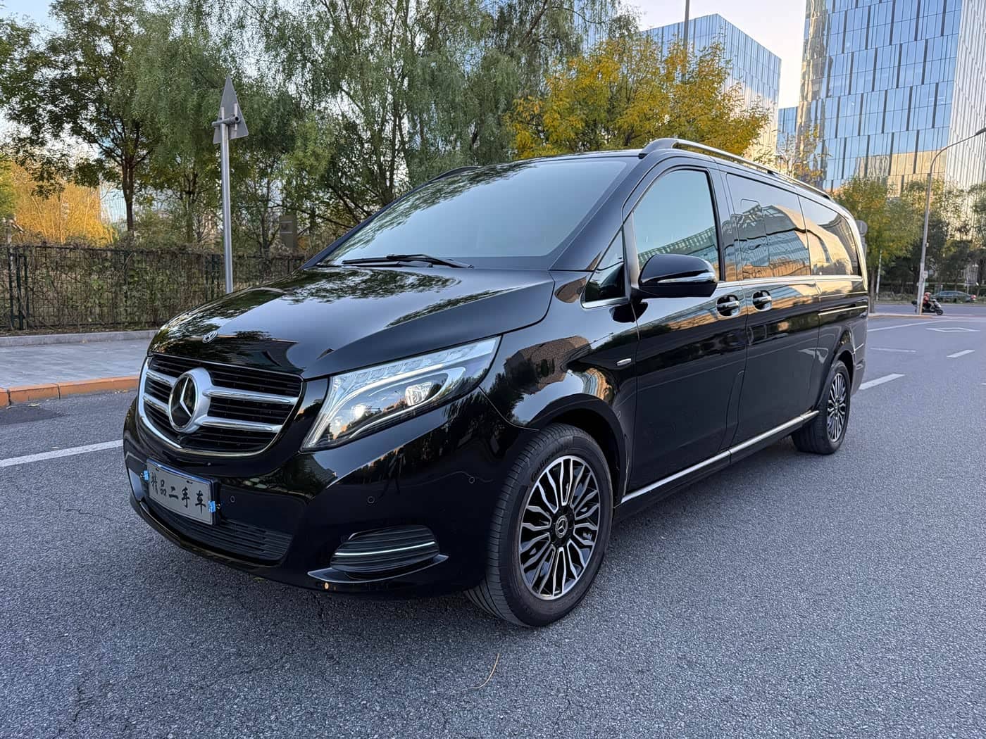 Mercedes-Benz V-Class