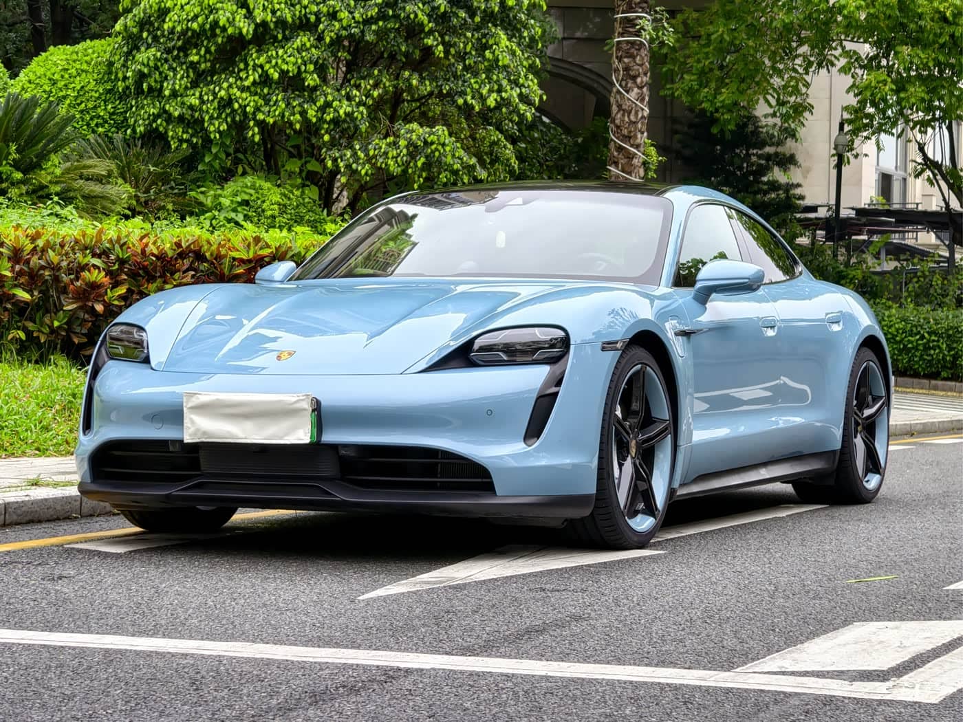 Porsche Taycan