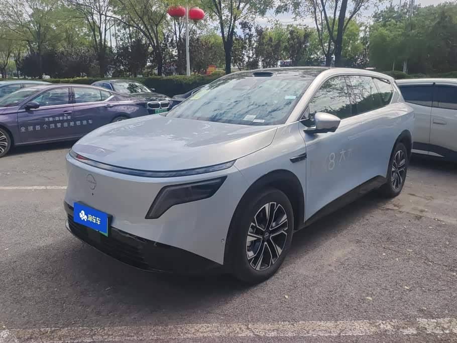 Nissan NX8