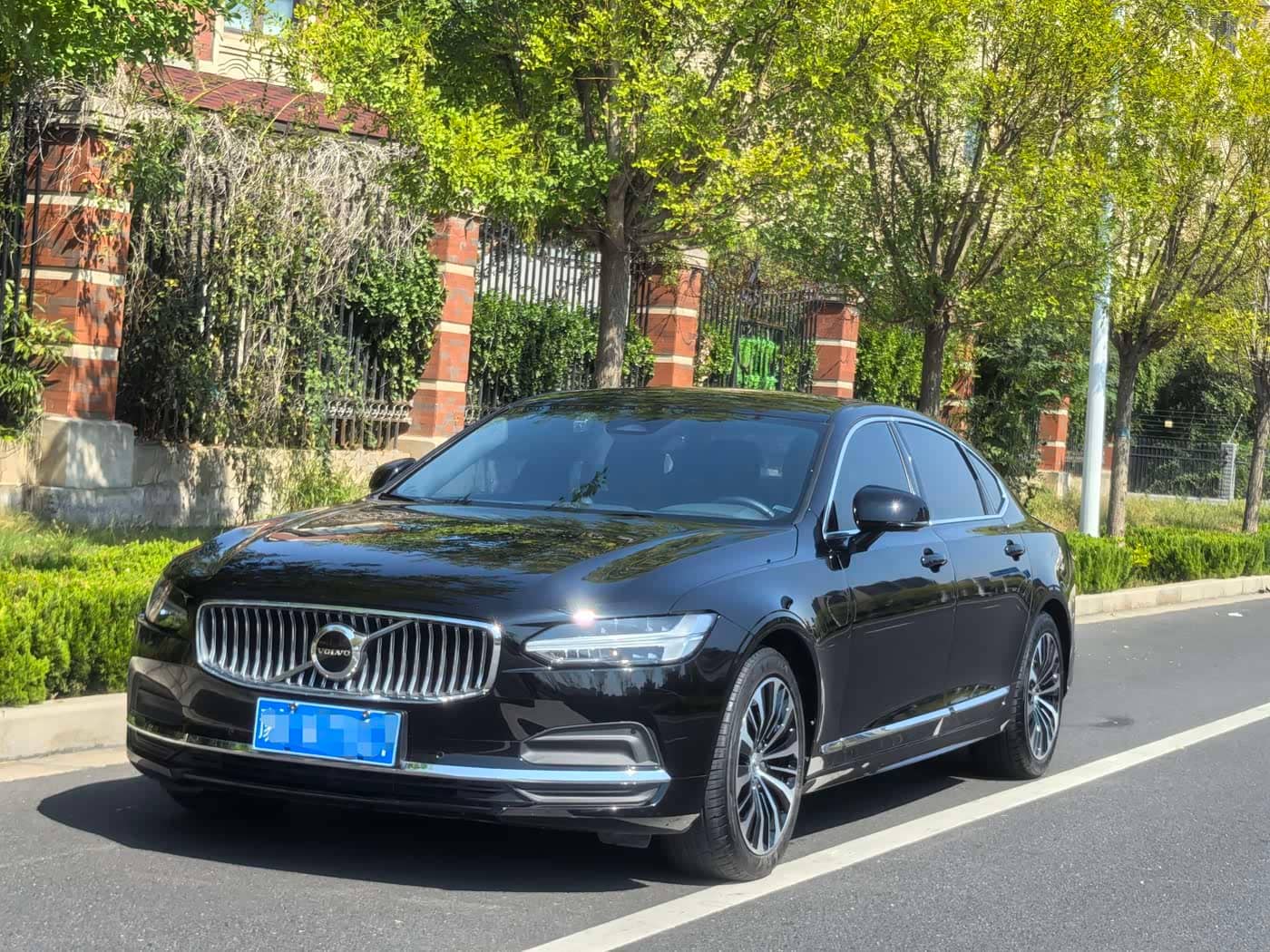Volvo S90