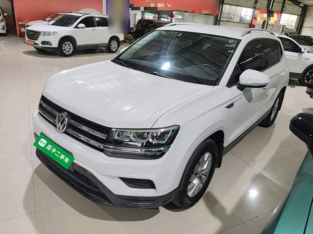 Volkswagen Tharu