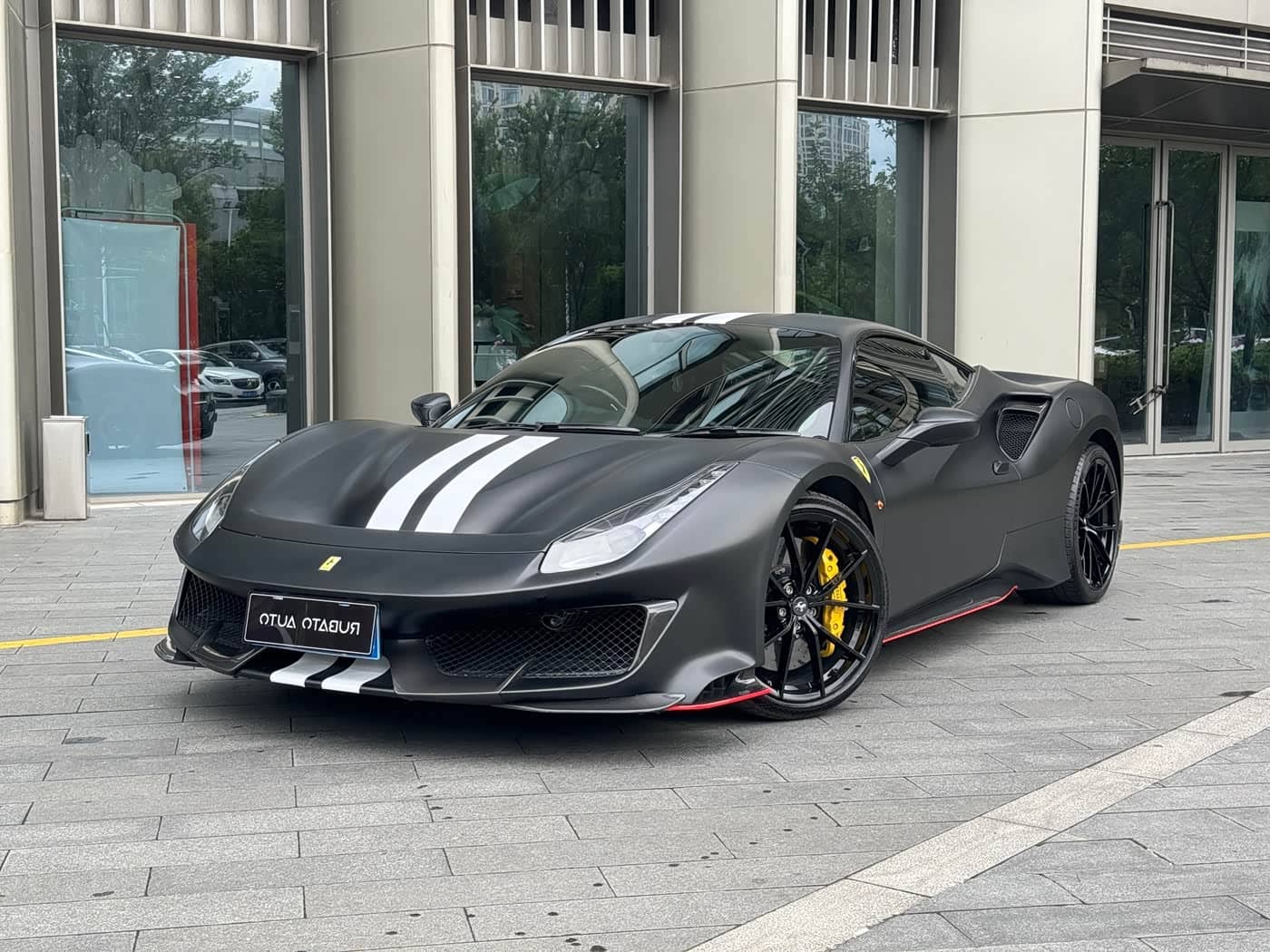 Ferrari 488