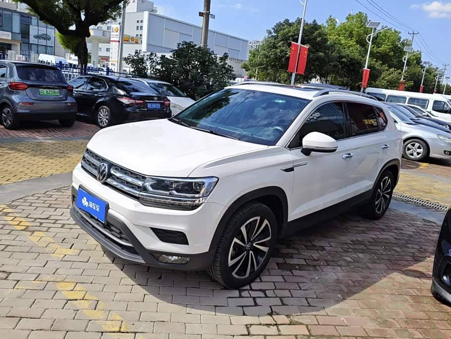 Volkswagen Tharu