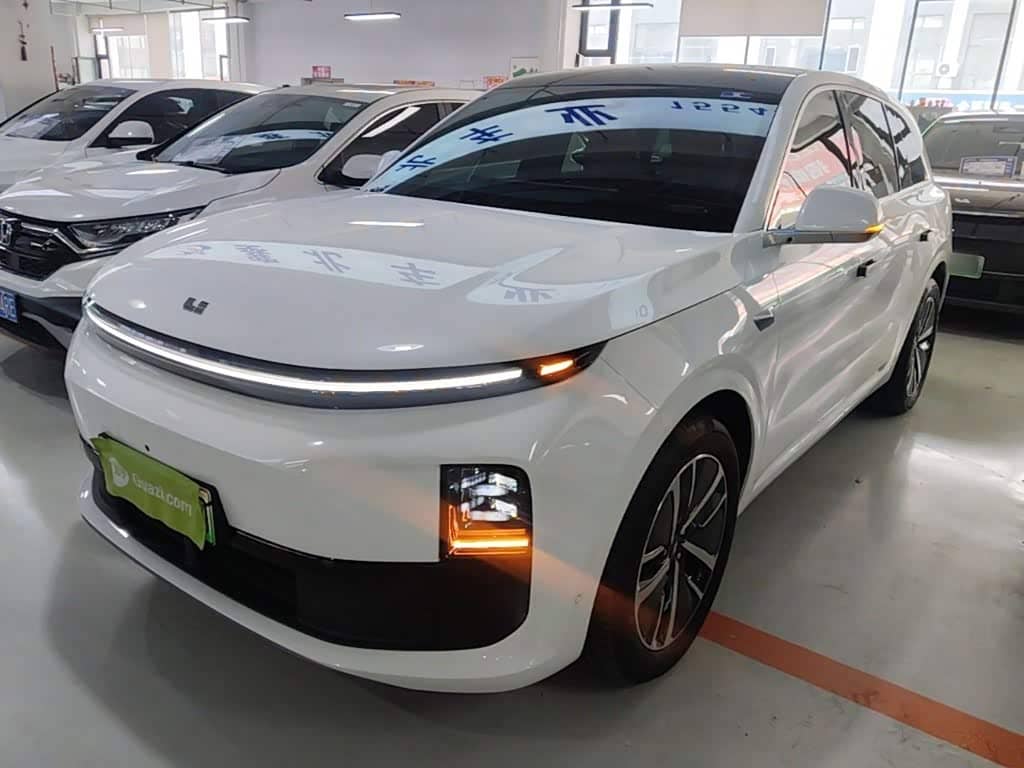 Li Auto L6