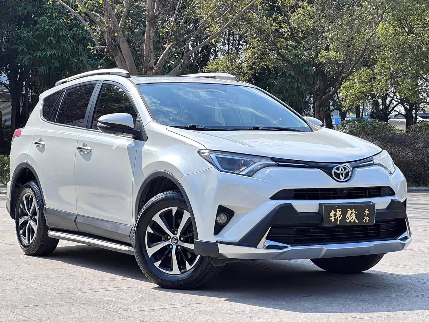 Toyota RAV4 Rongfang