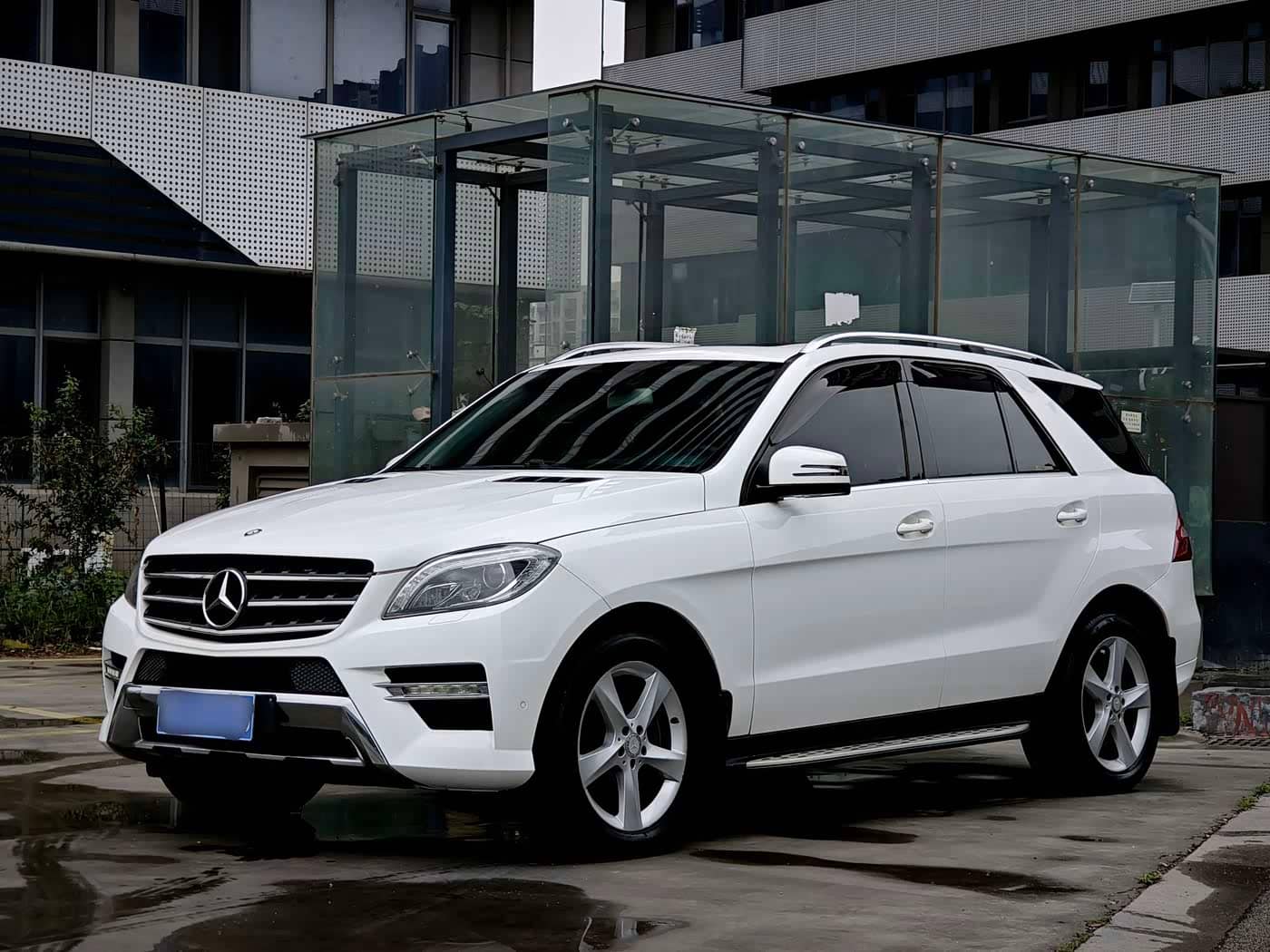 Mercedes-Benz M-Class