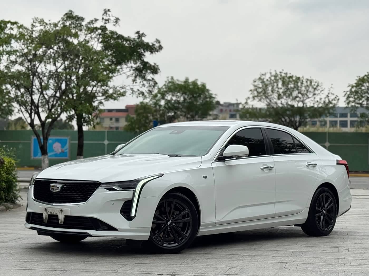 Cadillac CT4