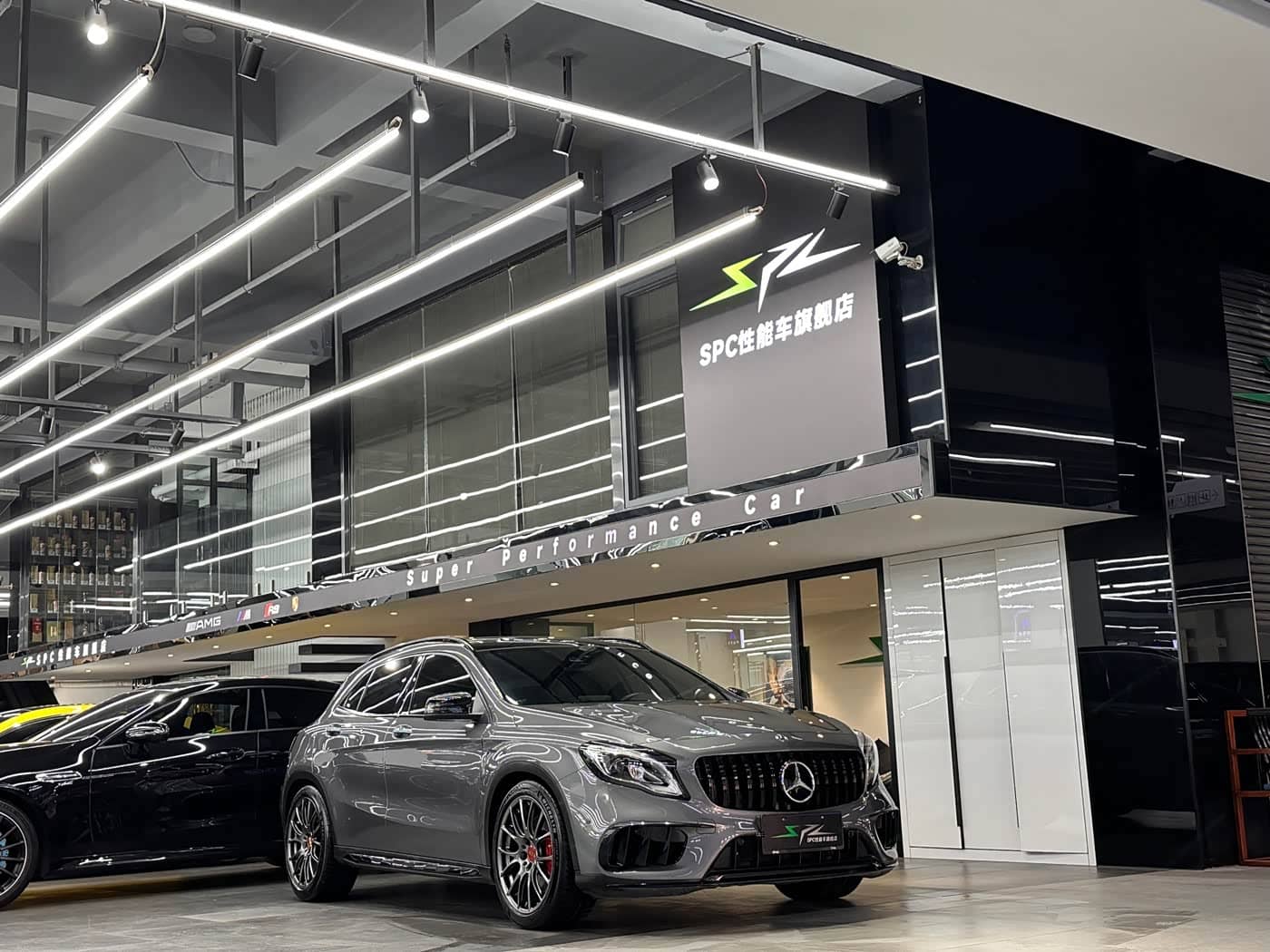 Mercedes-Benz GLA AMG