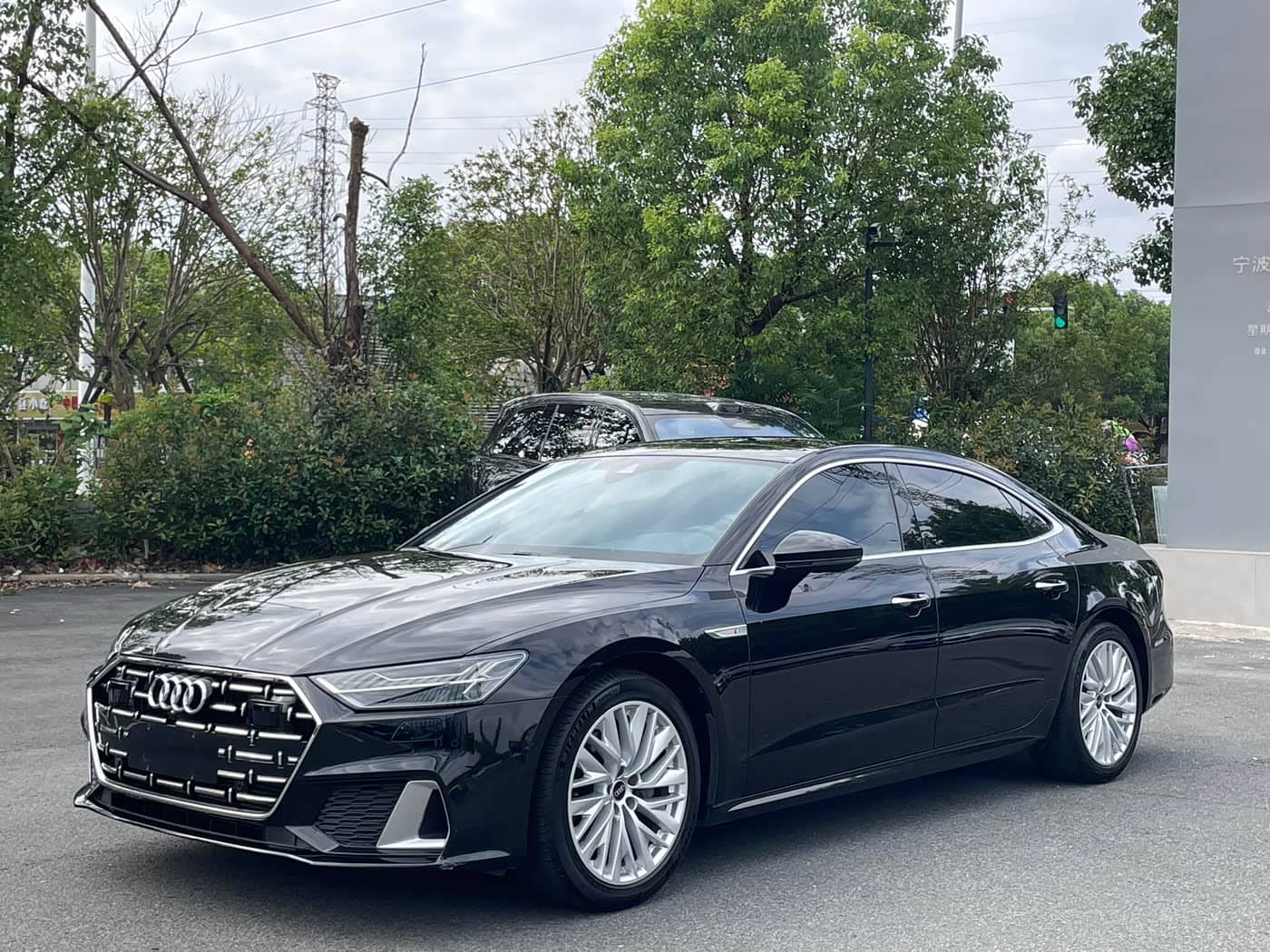 Audi A7L