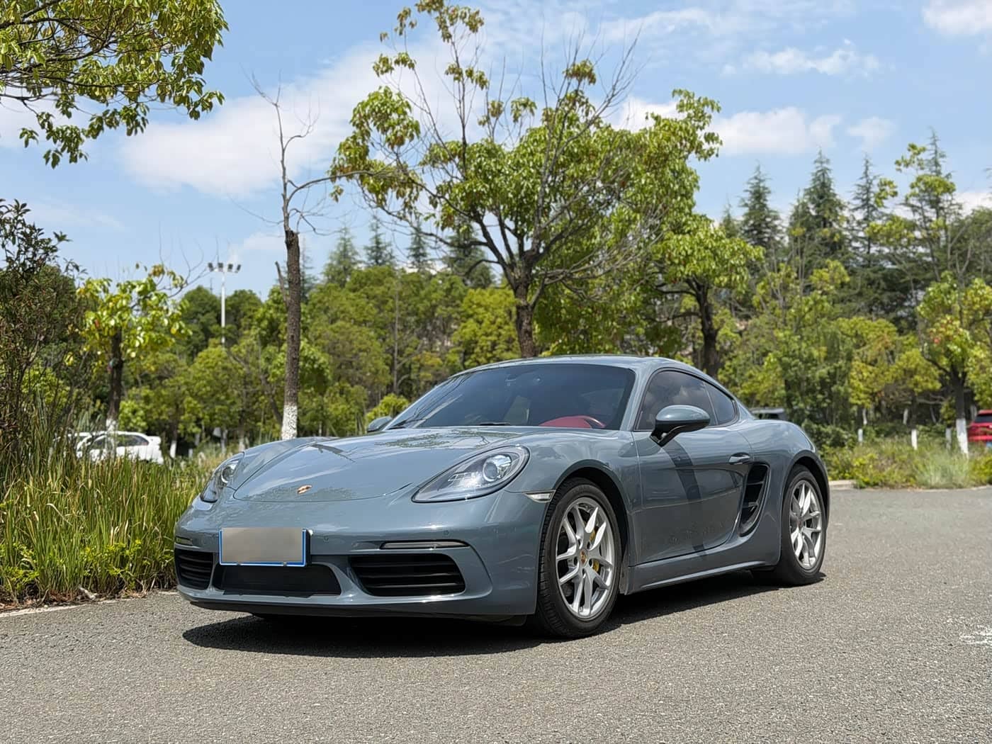 Porsche 718
