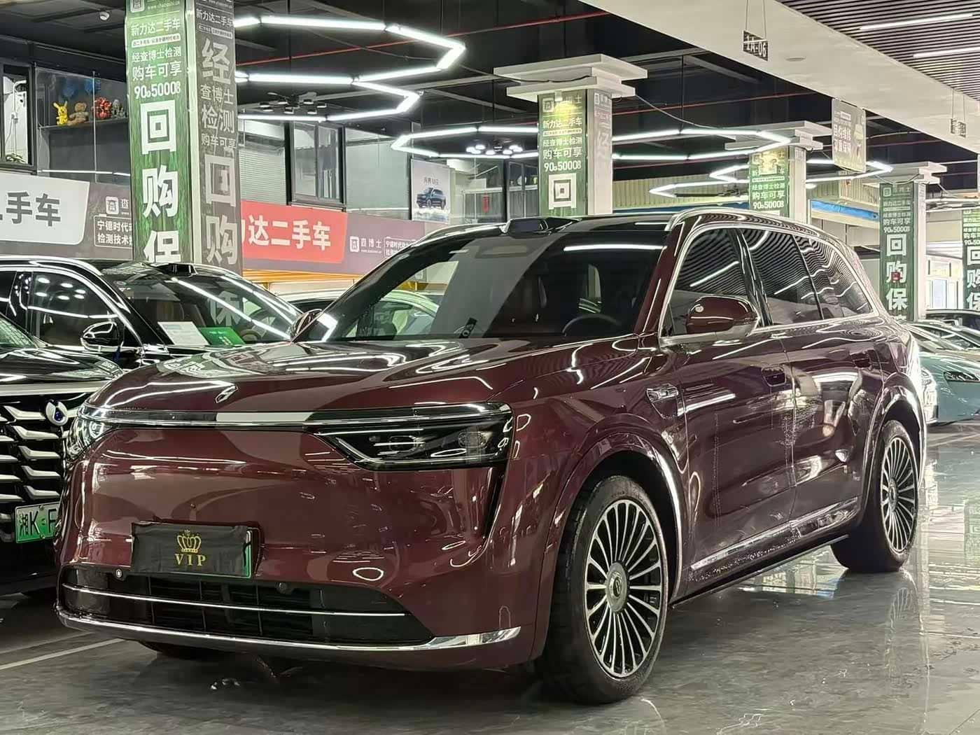 AITO Wenjie AITO M8