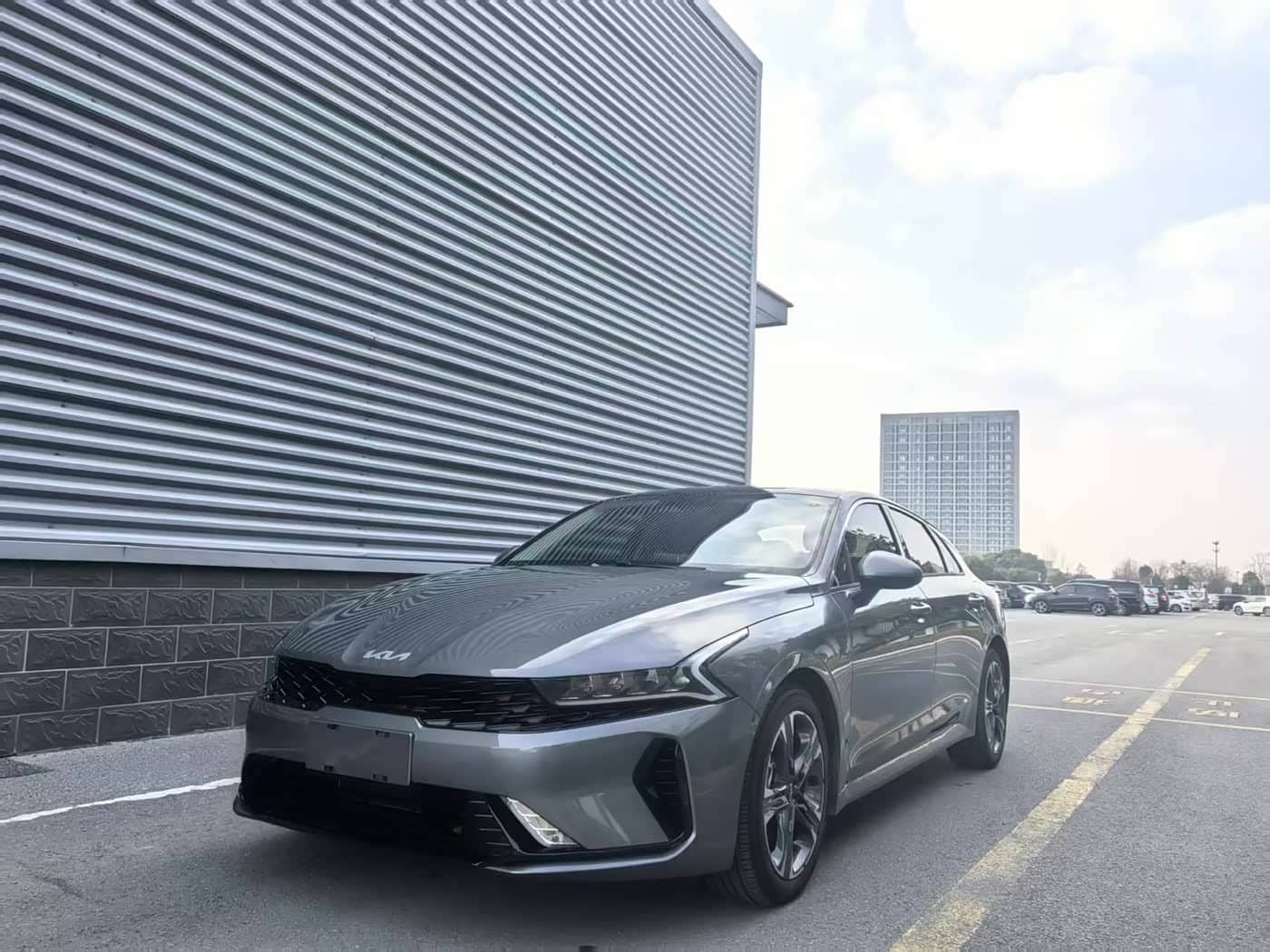 Kia K5