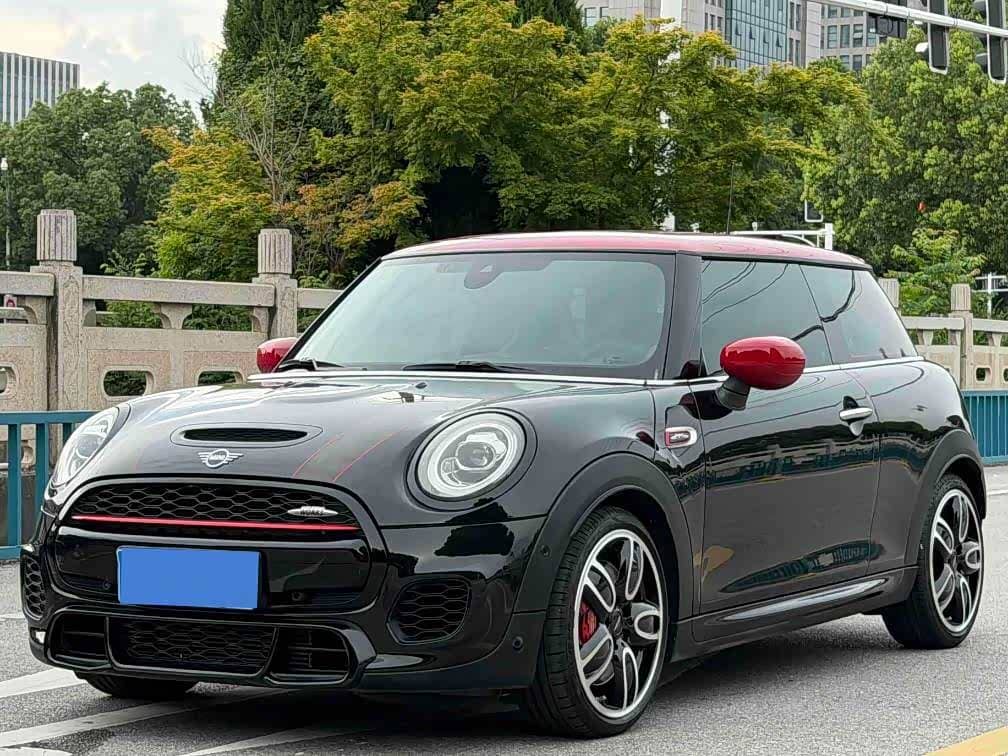 MINI JCW
