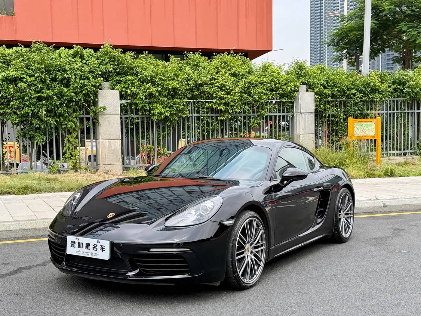 Porsche 718