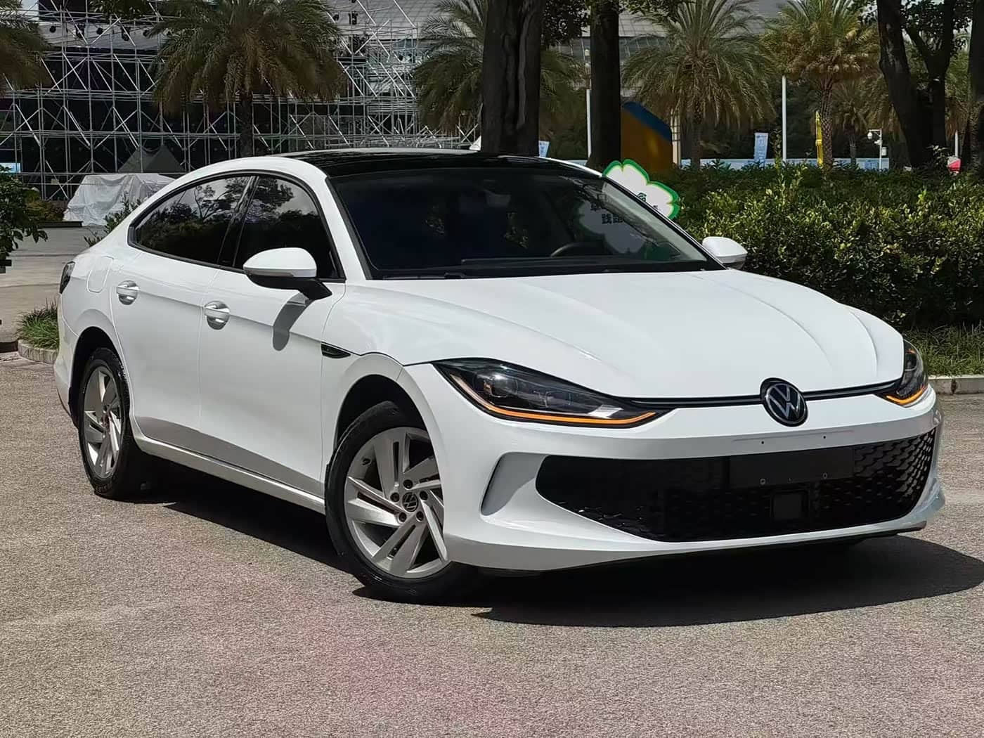 Volkswagen Lamando