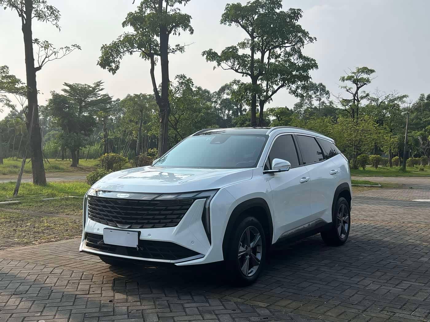 Geely Boyue L