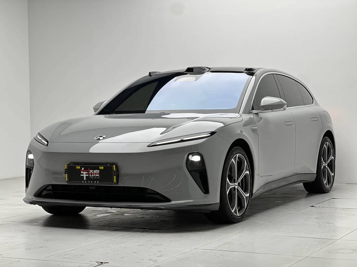 NIO ET5T