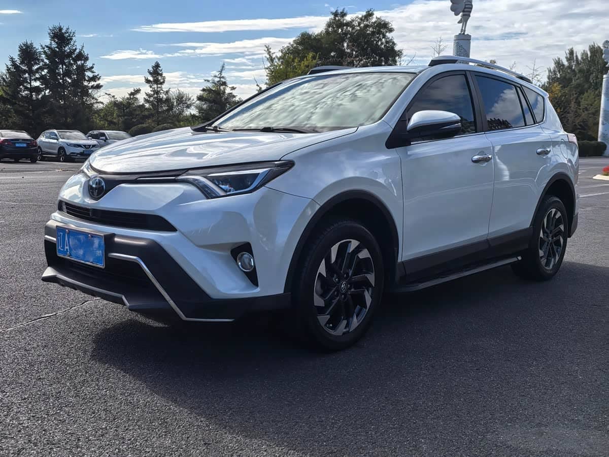 Toyota RAV4 Rongfang