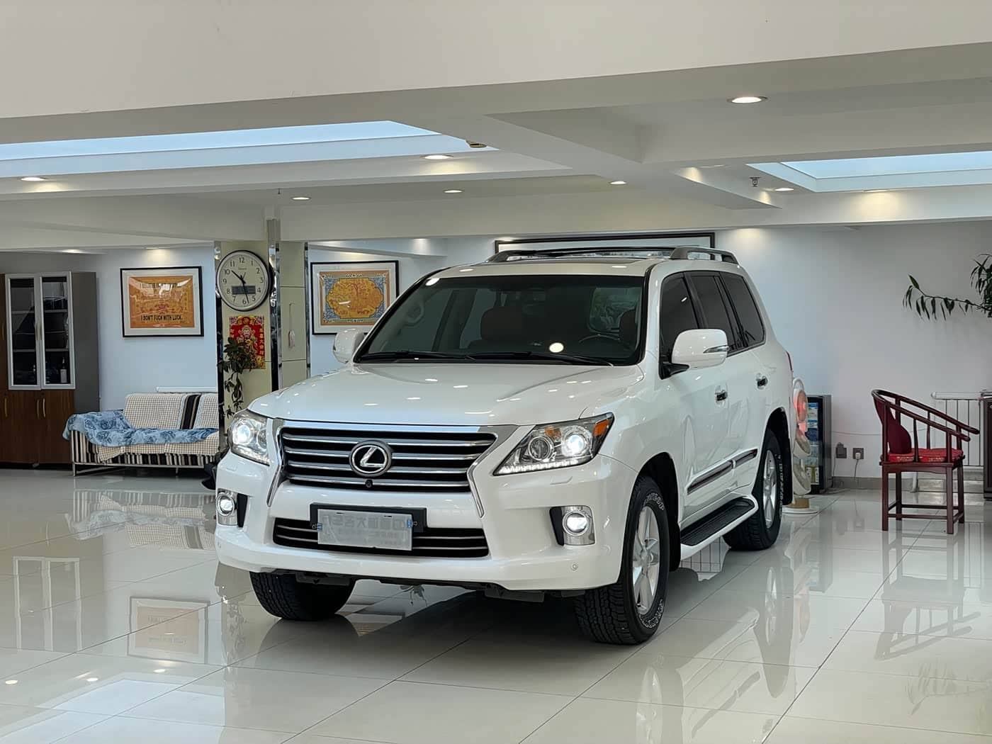 Lexus LX