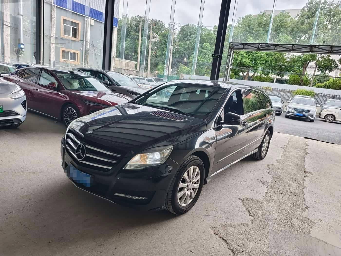 Mercedes-Benz R-Class